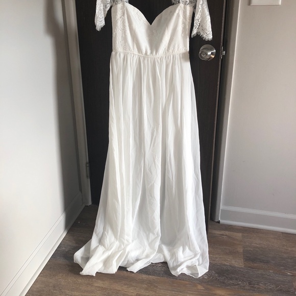 Lulu’s white dress - Picture 2 of 2